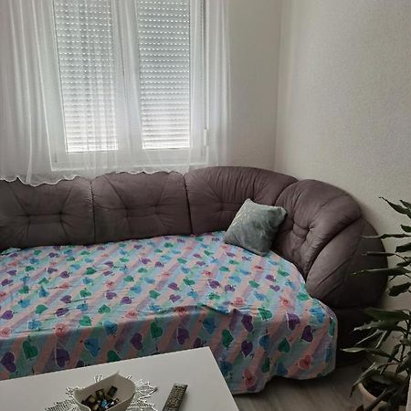 Apartmens Una 波斯尼亚克鲁帕 外观 照片