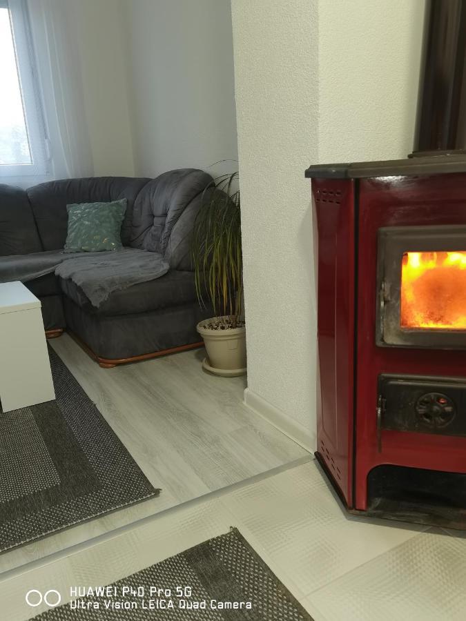 Apartmens Una 波斯尼亚克鲁帕 外观 照片